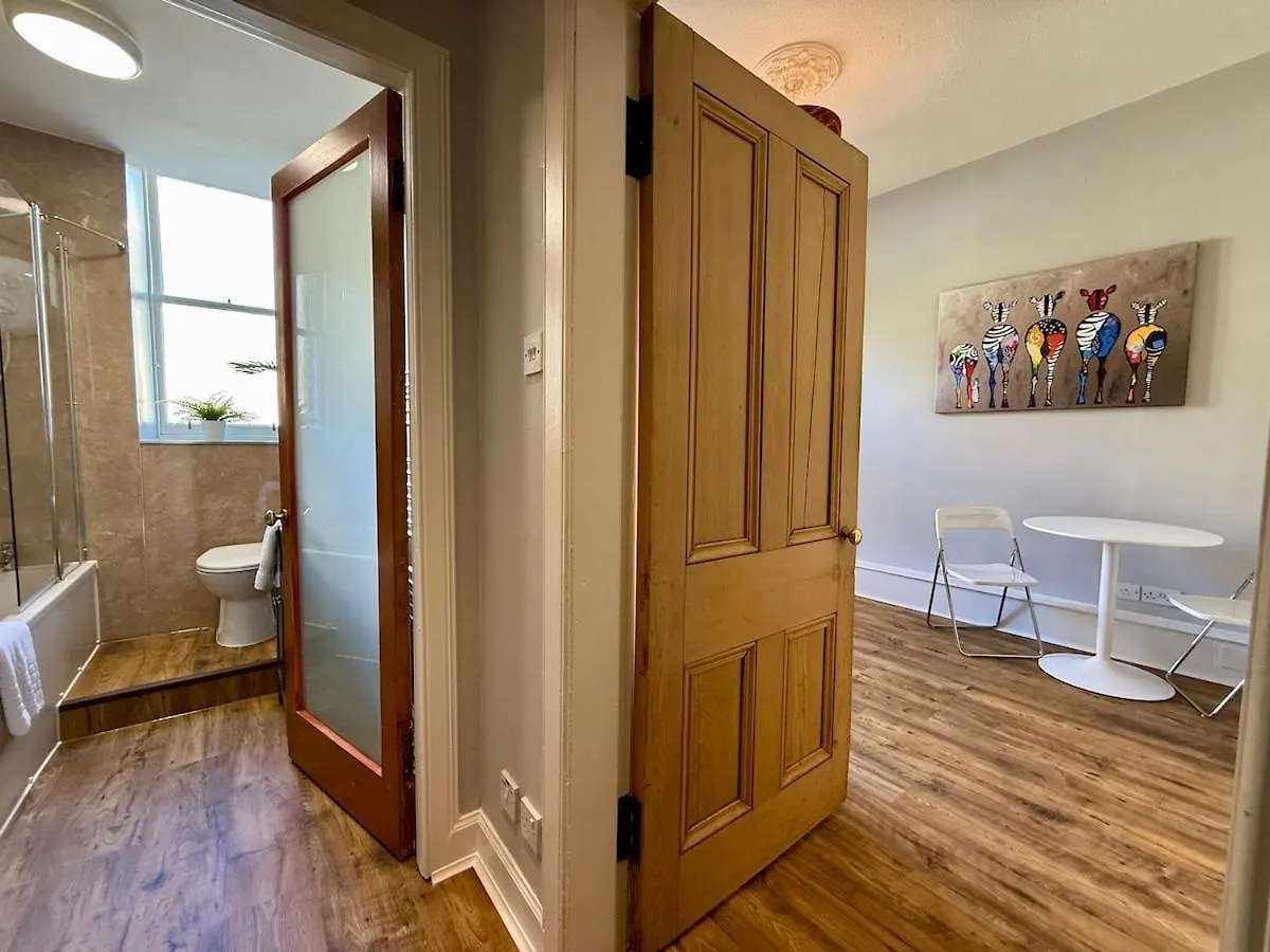 Apartamento Old Town & Meadows Central Nest Edimburgo